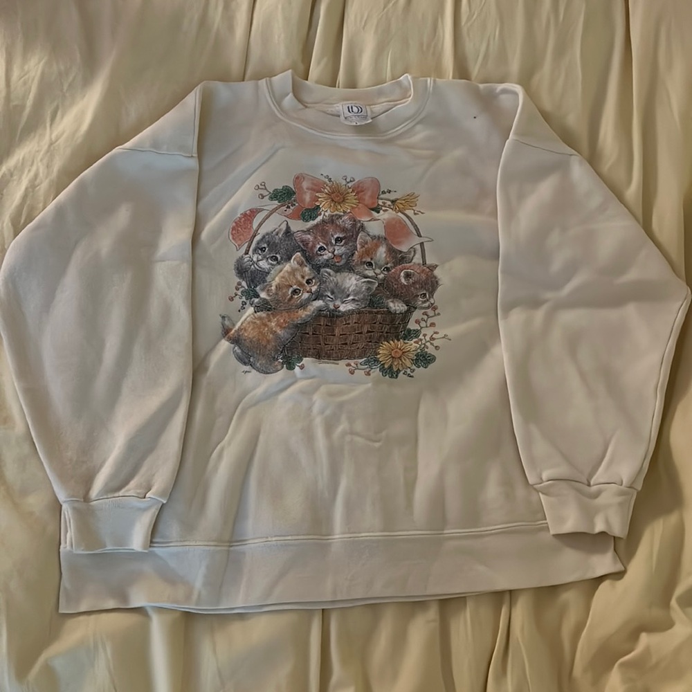 M vintage kitty grandma sweatshirt
